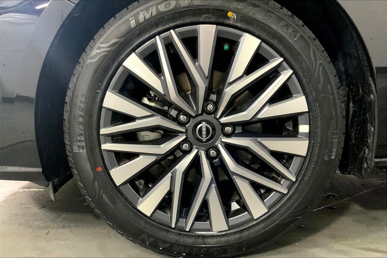 2025 Nissan Altima SV