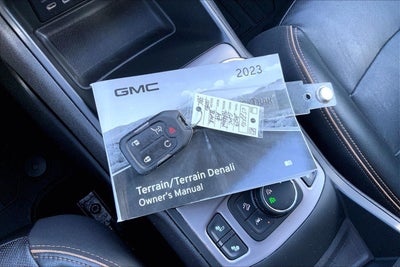 2023 GMC Terrain AT4