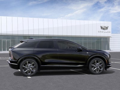 2025 Cadillac OPTIQ Luxury 1