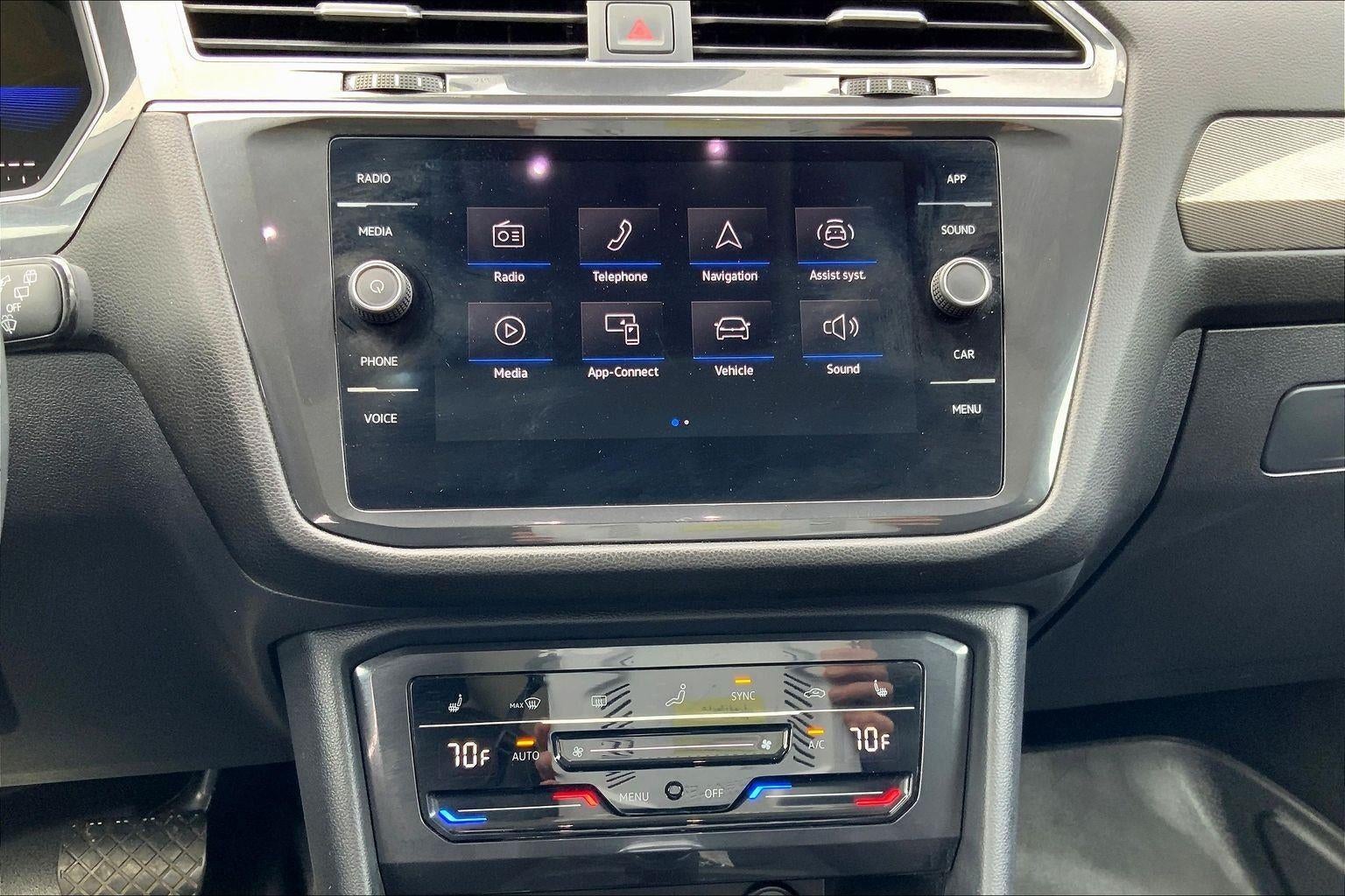 2023 Volkswagen Tiguan SE