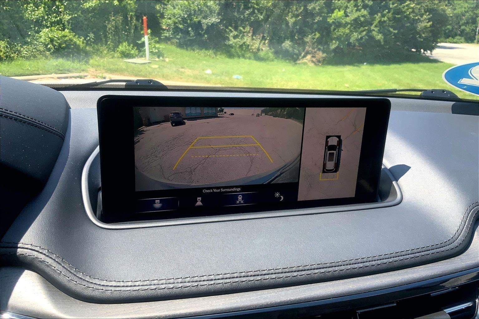 2022 Acura MDX w/Advance Package