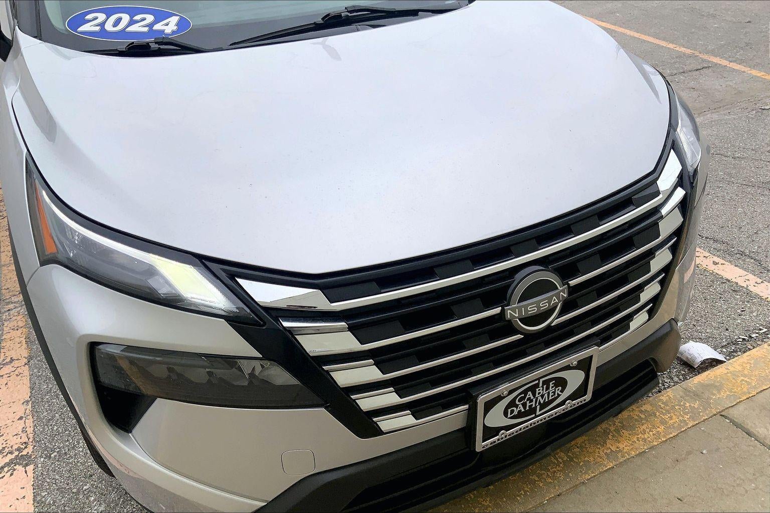 2024 Nissan Rogue SV