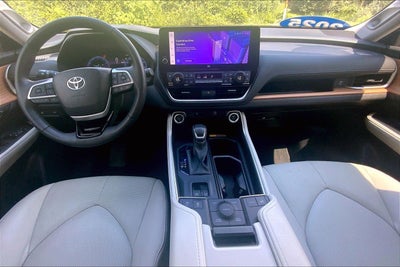 2025 Toyota Grand Highlander XLE