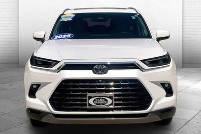 2025 Toyota Grand Highlander XLE