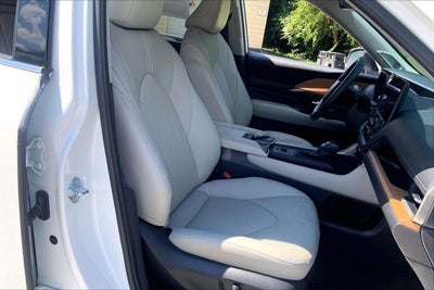 2025 Toyota Grand Highlander XLE