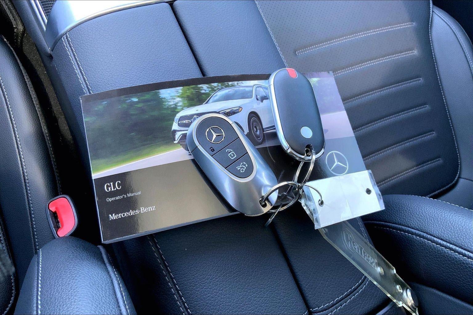 2025 Mercedes-Benz GLC GLC 300