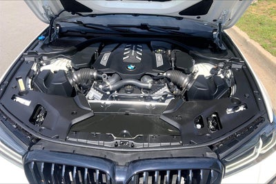 2023 BMW 5 Series M550i xDrive
