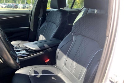 2023 BMW 5 Series M550i xDrive
