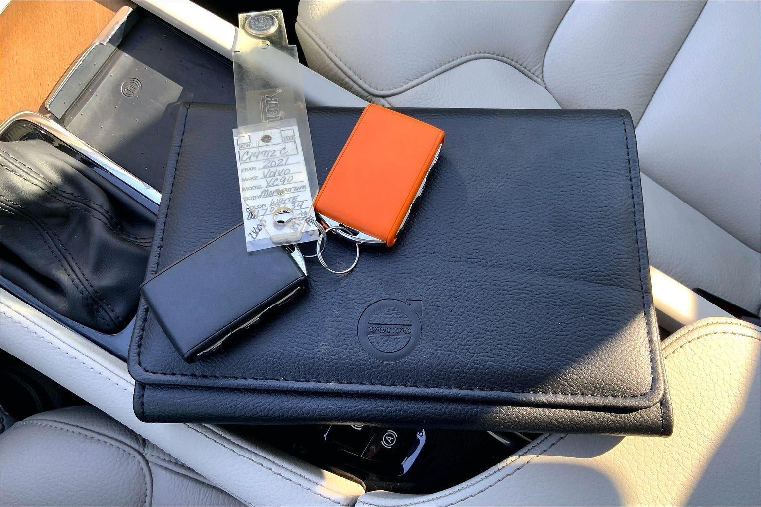 2021 Volvo XC90 Momentum