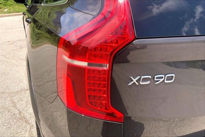 2024 Volvo XC90 Plus Bright Theme