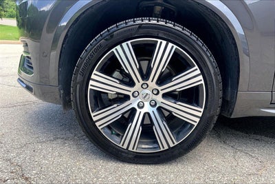 2024 Volvo XC90 Plus Bright Theme