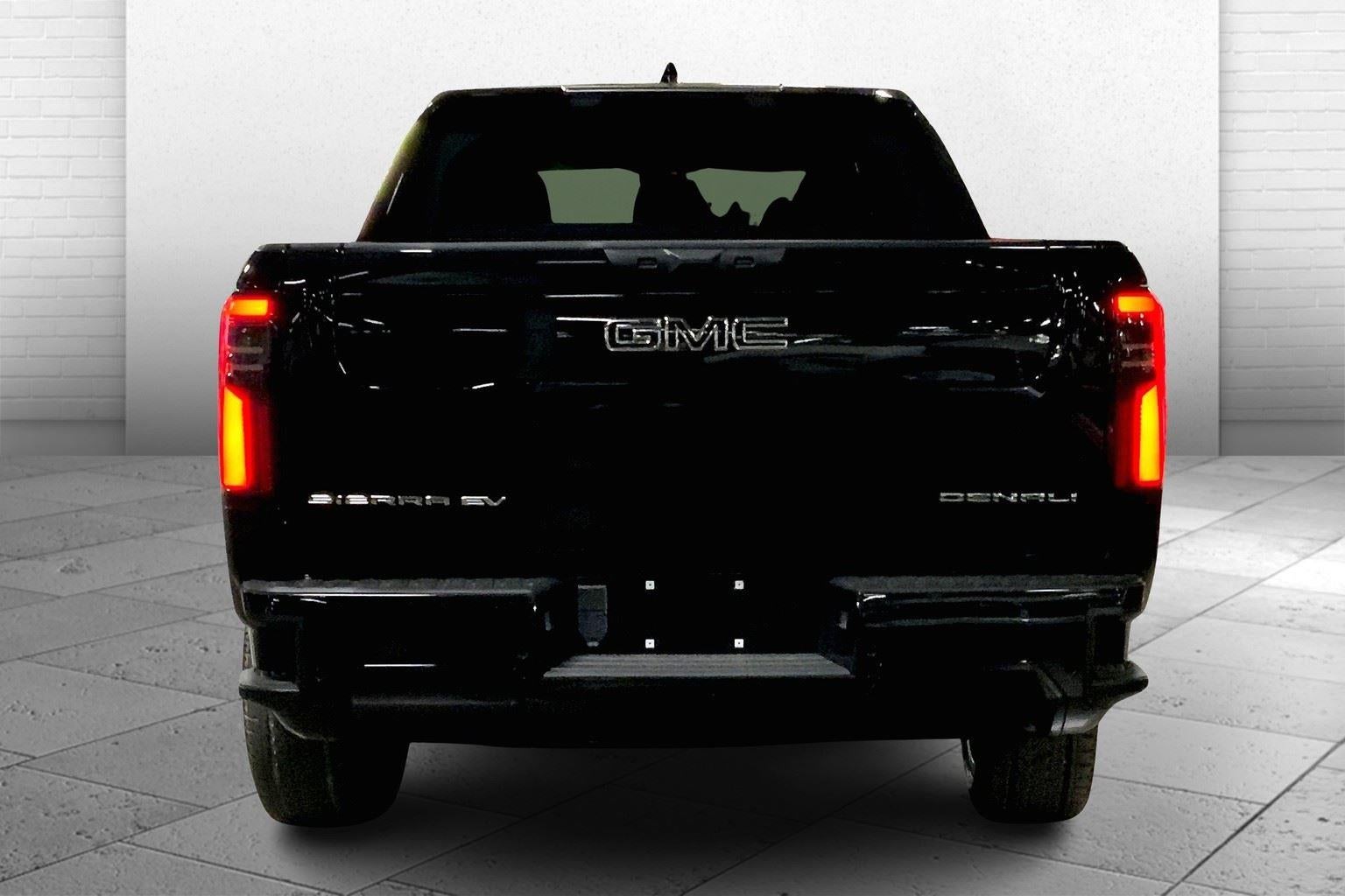 2025 GMC Sierra EV Max Range Denali