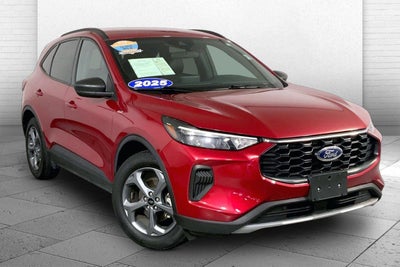2025 Ford Escape ST-Line