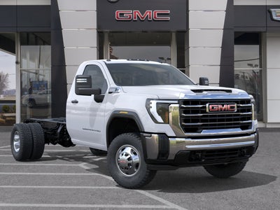 2026 GMC Sierra 3500 HD Chassis Cab Pro