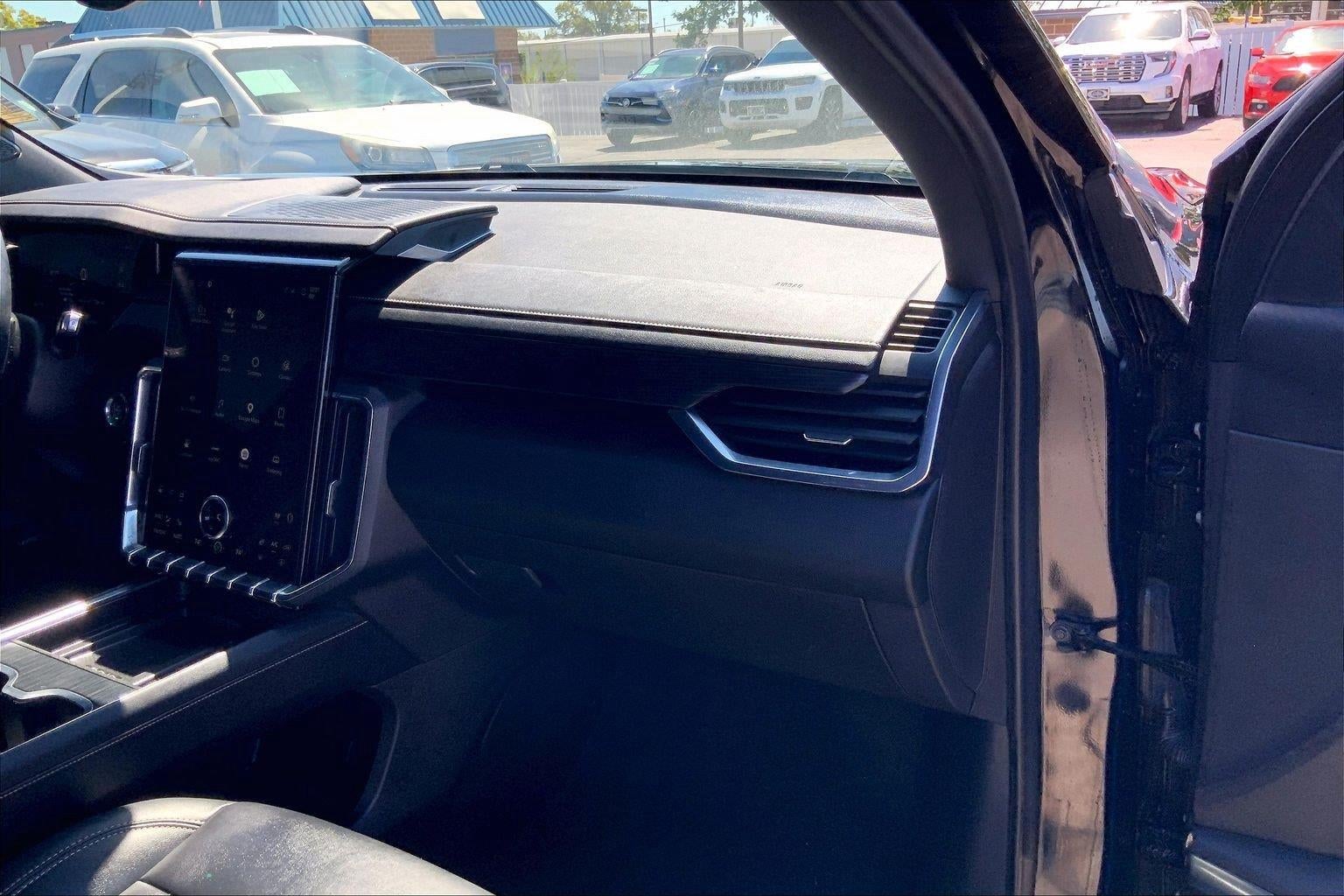 2024 GMC Acadia Elevation