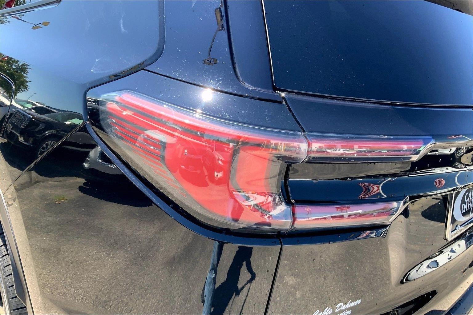 2024 GMC Acadia Elevation