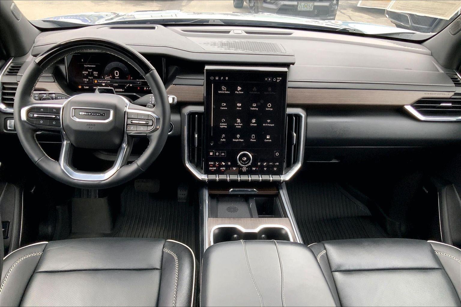 2024 GMC Acadia Denali