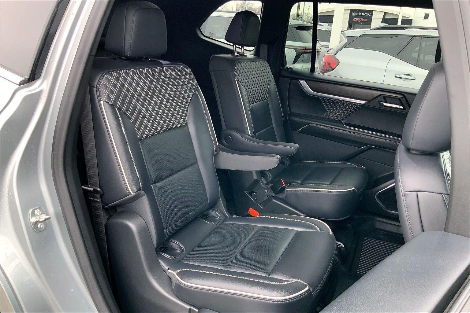 2024 GMC Acadia Denali