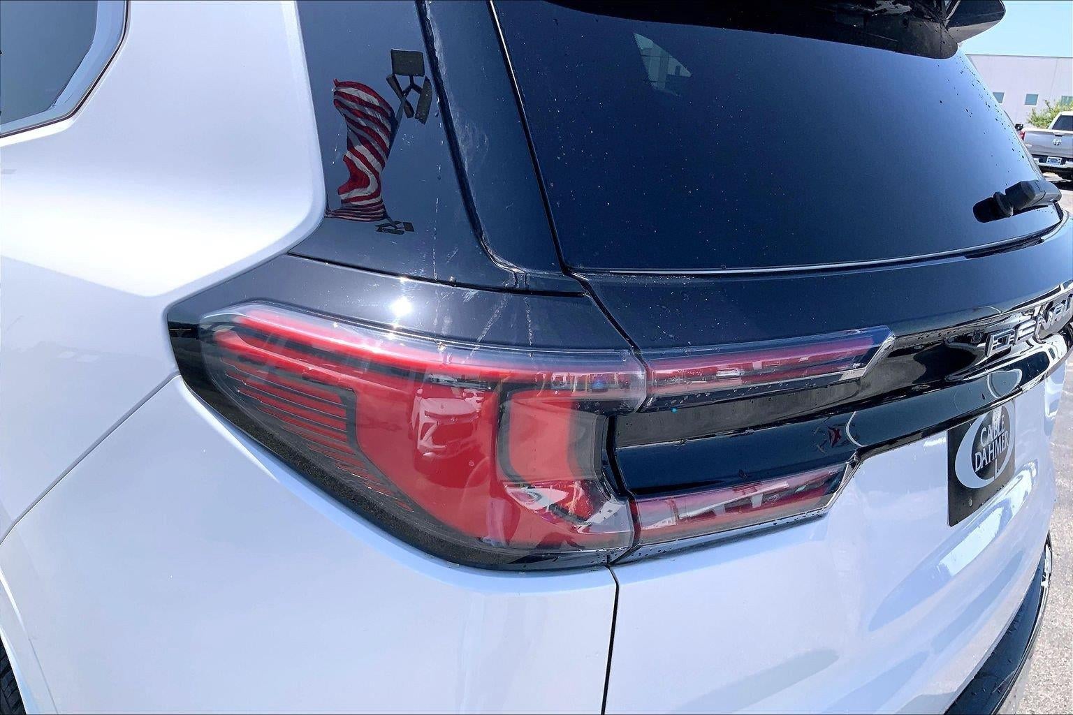 2024 GMC Acadia Denali