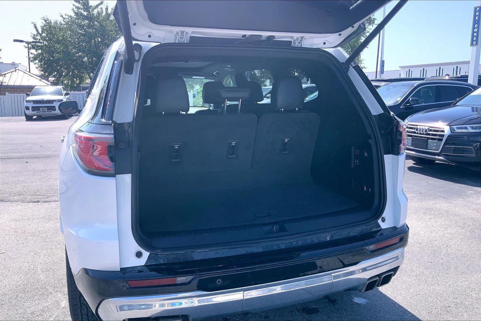 2024 GMC Acadia Denali