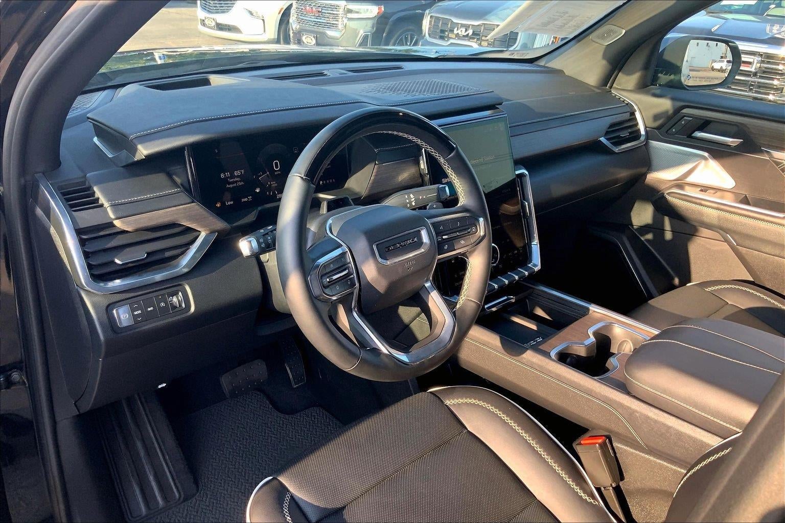 2025 GMC Acadia Denali