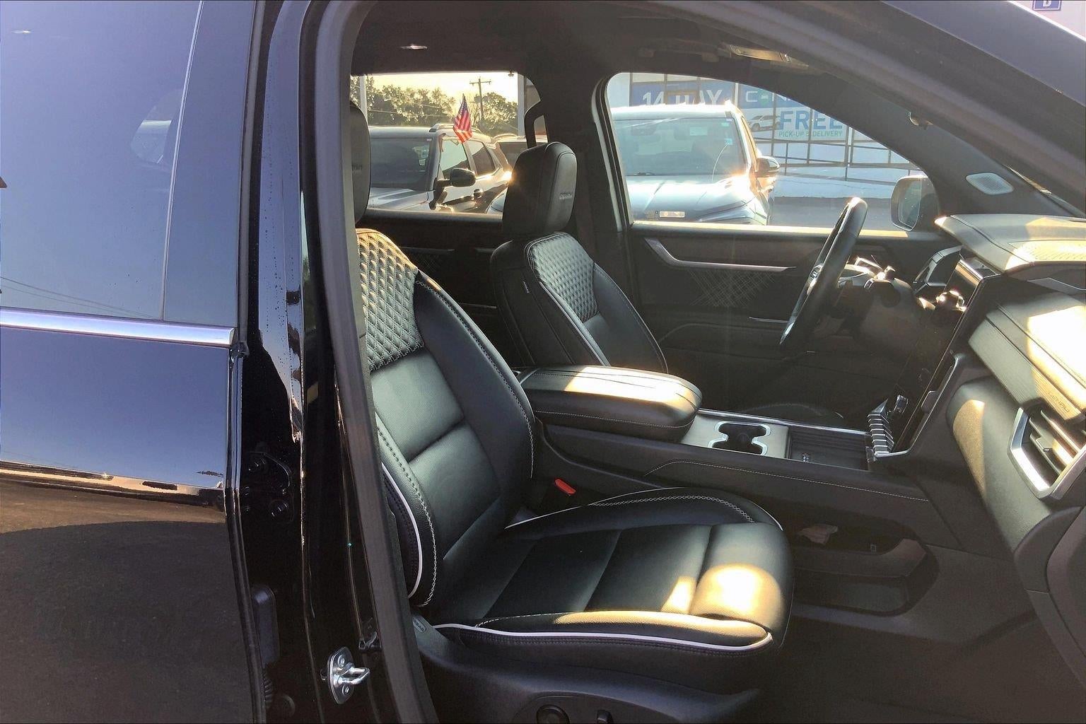 2025 GMC Acadia Denali