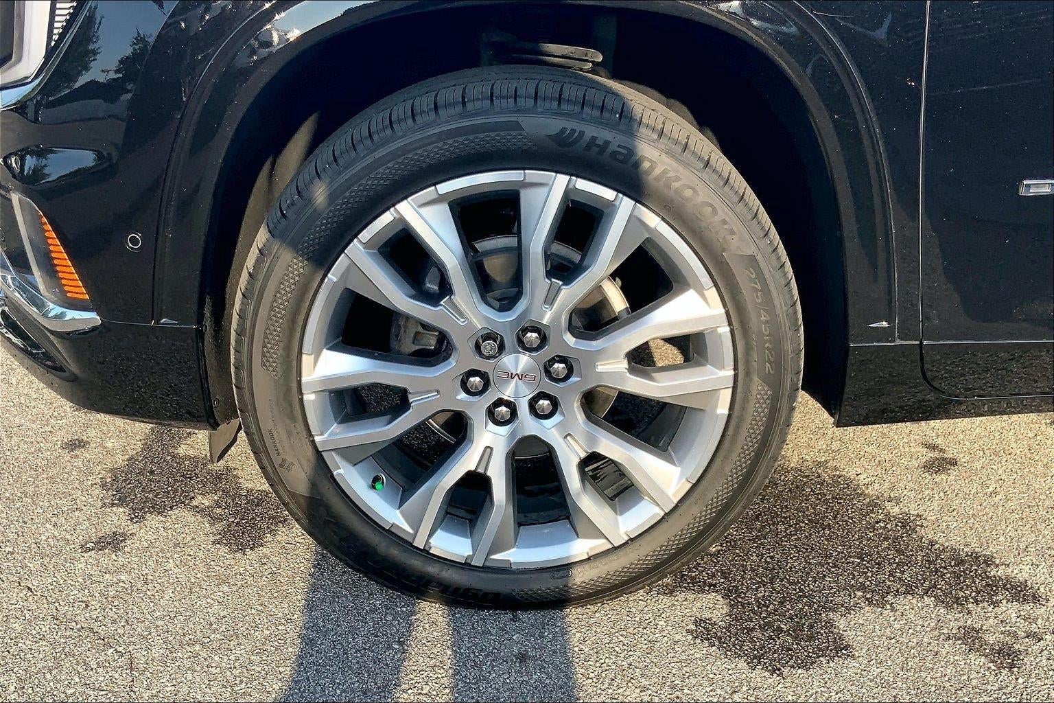 2025 GMC Acadia Denali