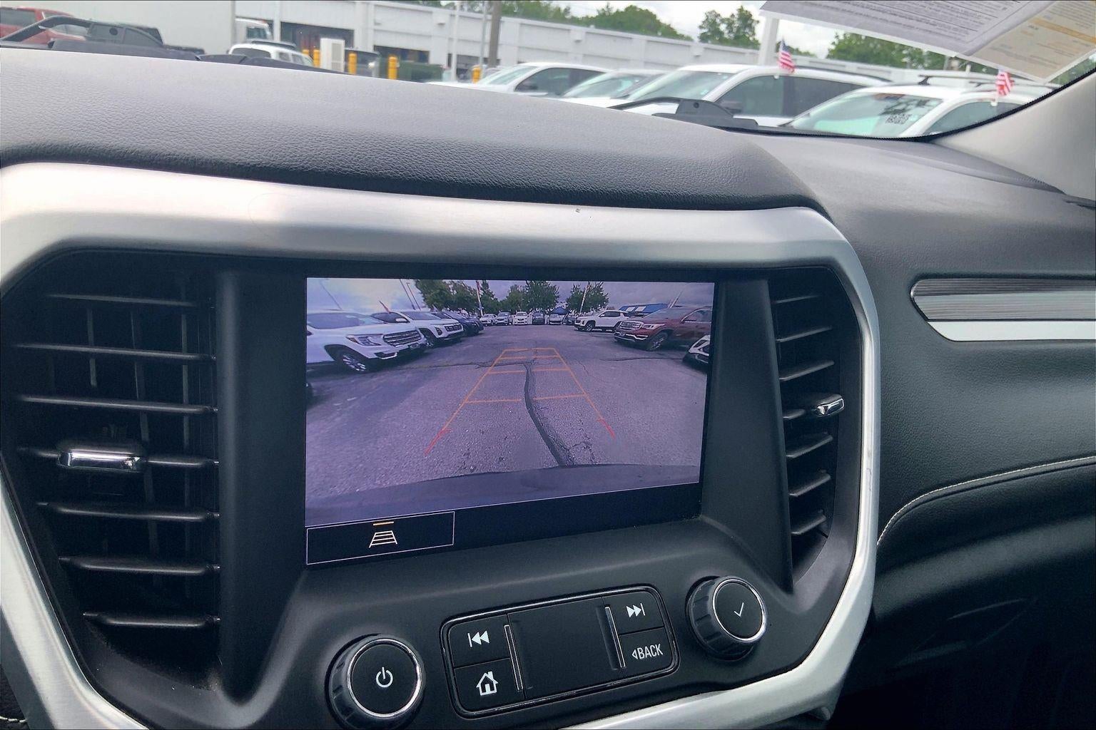 2023 GMC Acadia SLT
