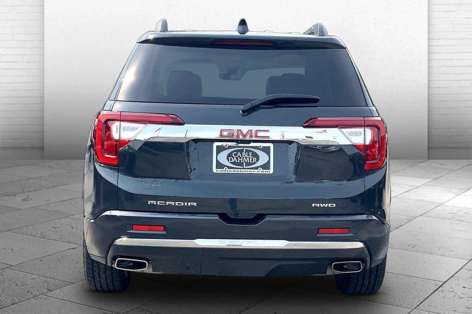 2023 GMC Acadia Denali