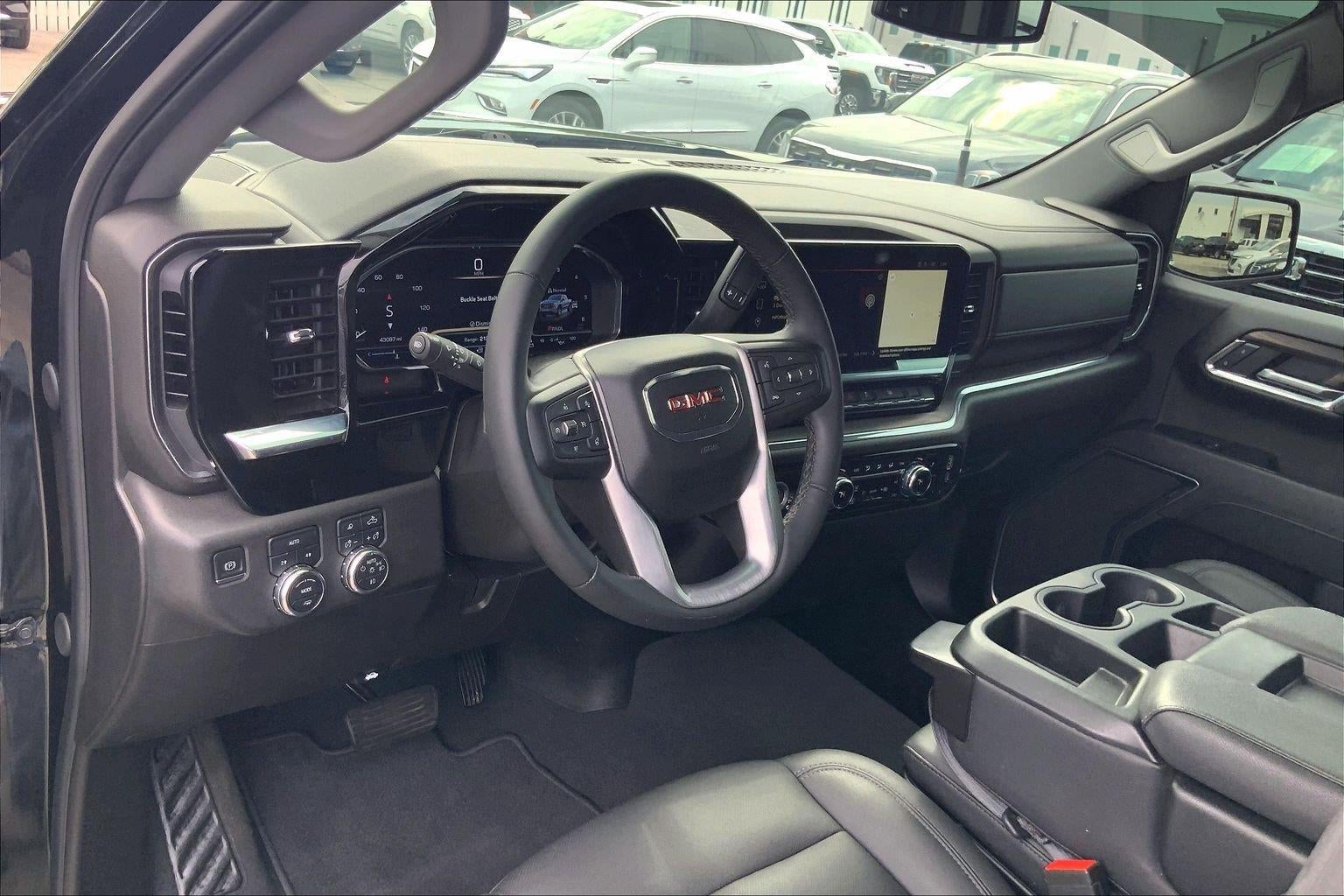2024 GMC Sierra 1500 SLT