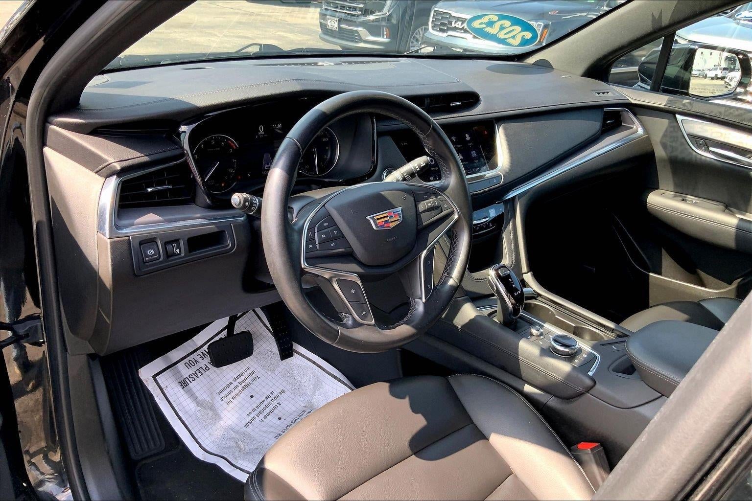 2023 Cadillac XT5 Luxury