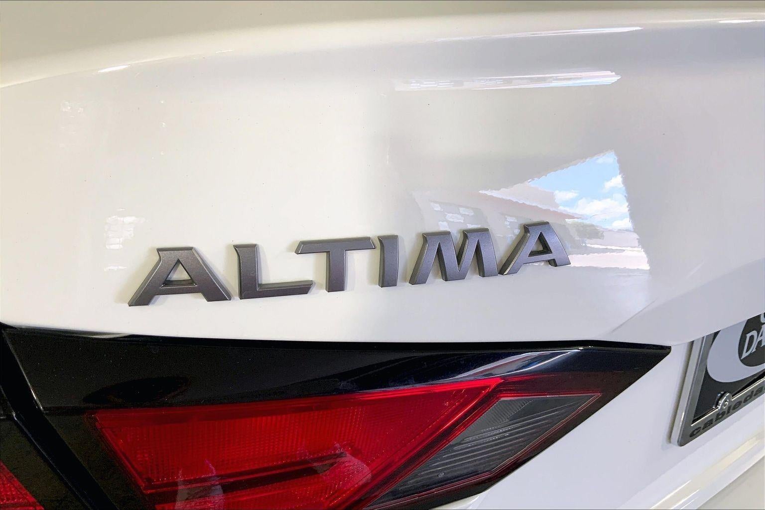 2025 Nissan Altima SV