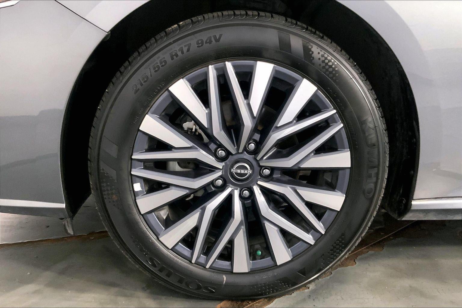 2025 Nissan Altima SV