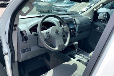 2017 Nissan Frontier SV V6