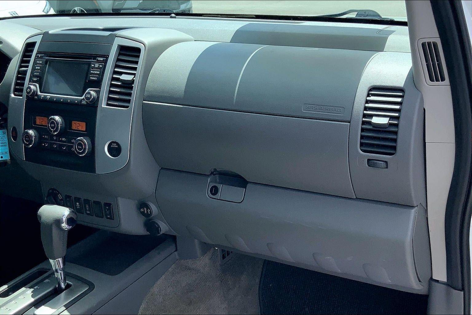 2017 Nissan Frontier SV V6