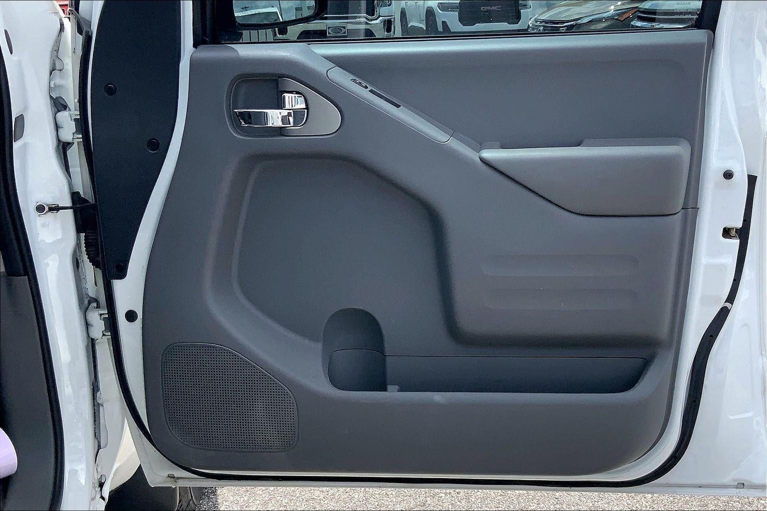2017 Nissan Frontier SV V6