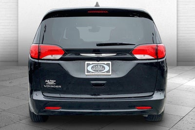 2024 Chrysler Voyager LX