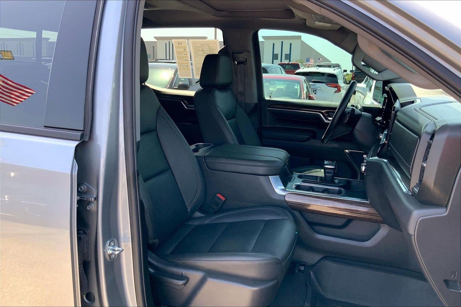 2024 GMC Sierra 1500 Elevation