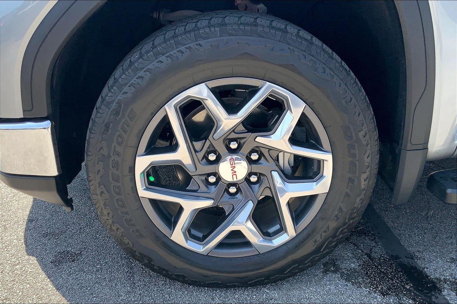 2024 GMC Sierra 1500 SLT