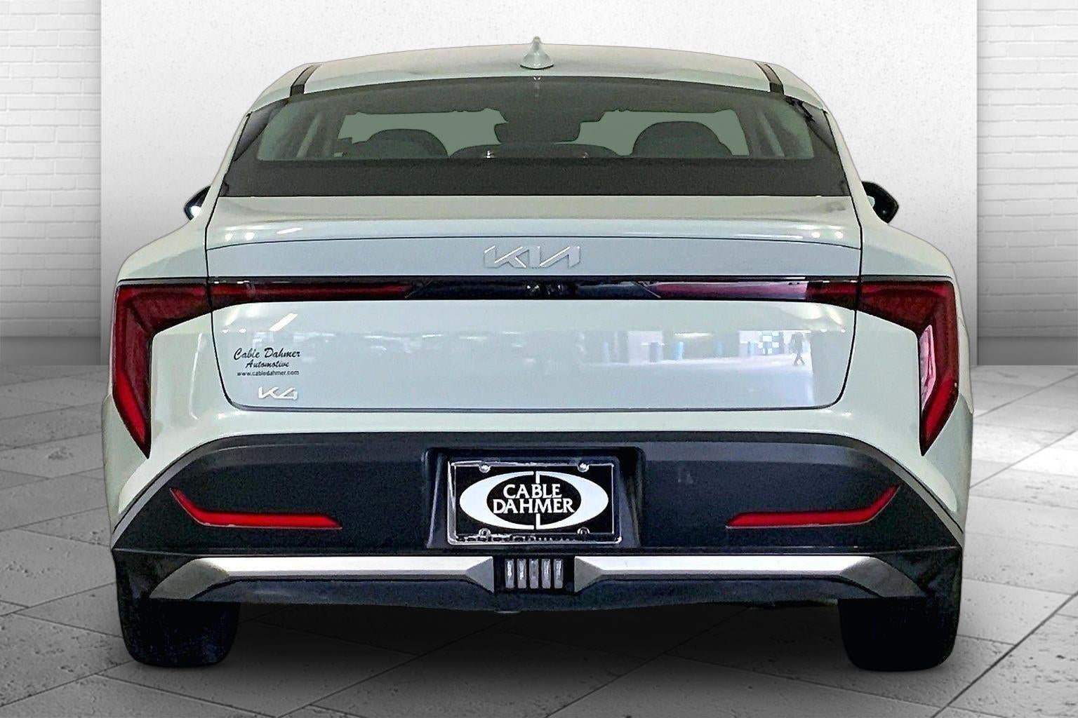 2025 Kia K4 LXS