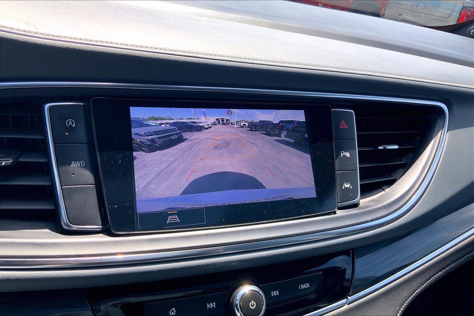 2023 Buick Enclave Essence