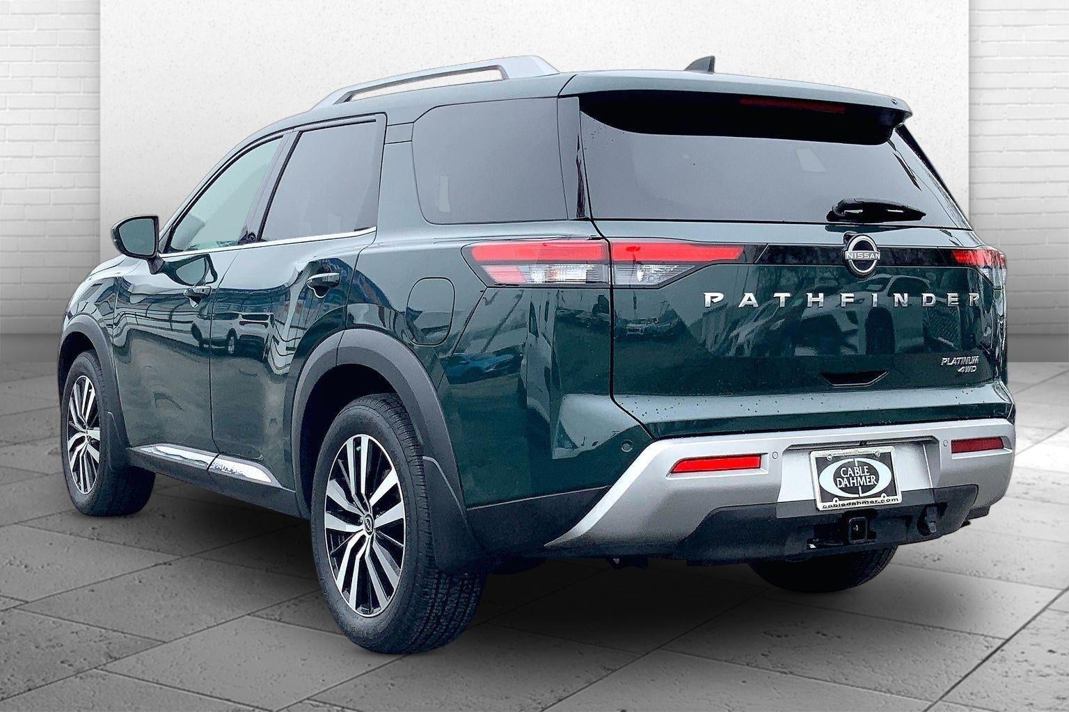 2023 Nissan Pathfinder Platinum