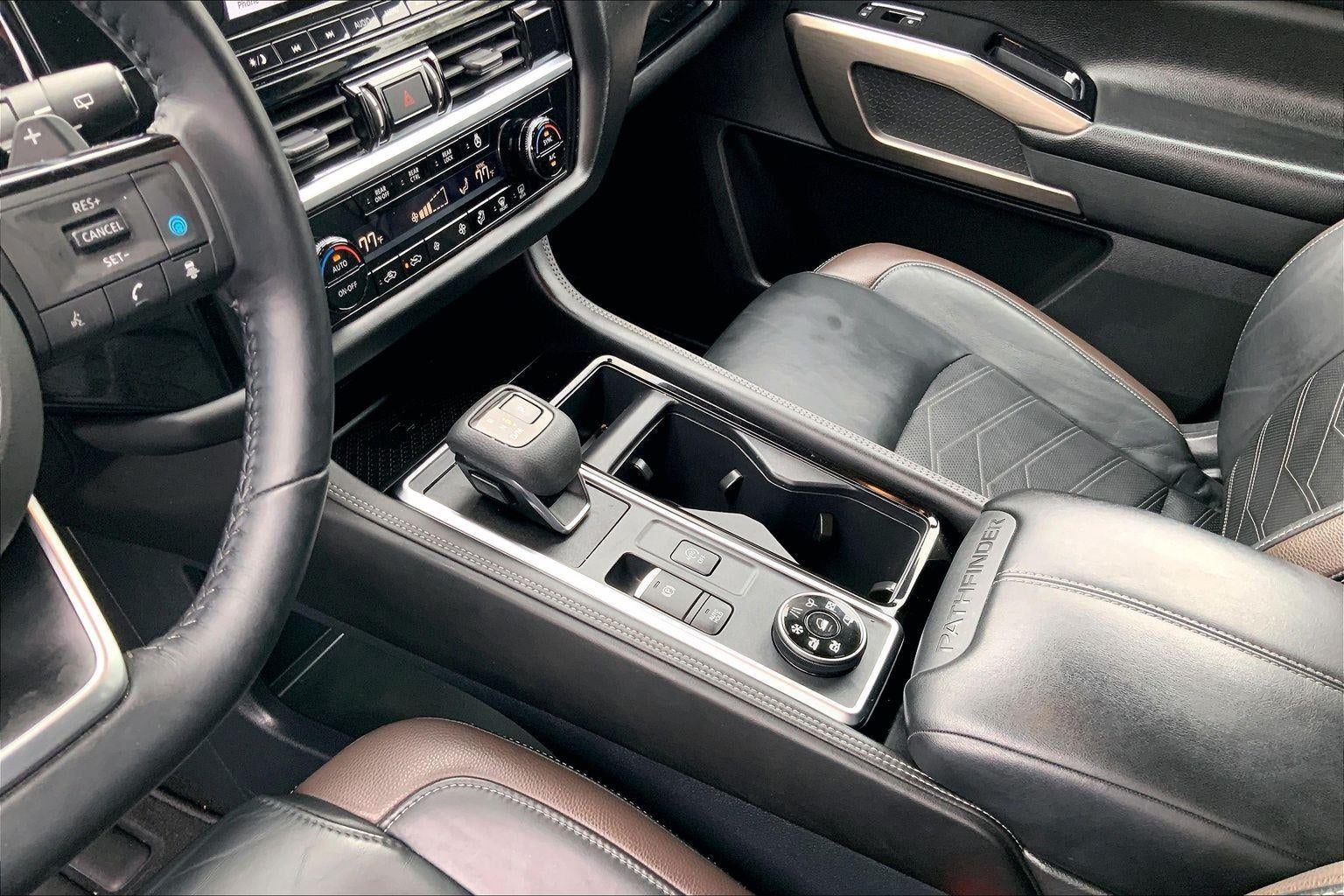 2023 Nissan Pathfinder Platinum