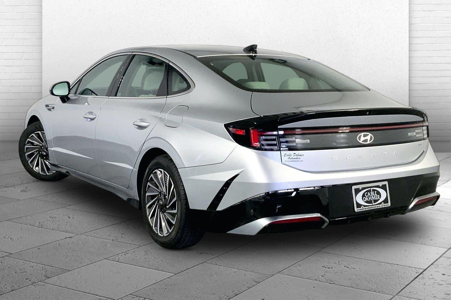 2025 Hyundai Sonata Hybrid SEL