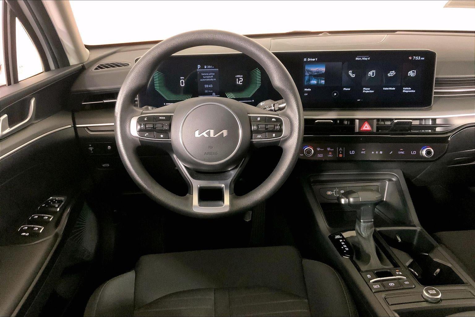 2025 Kia K5 LXS