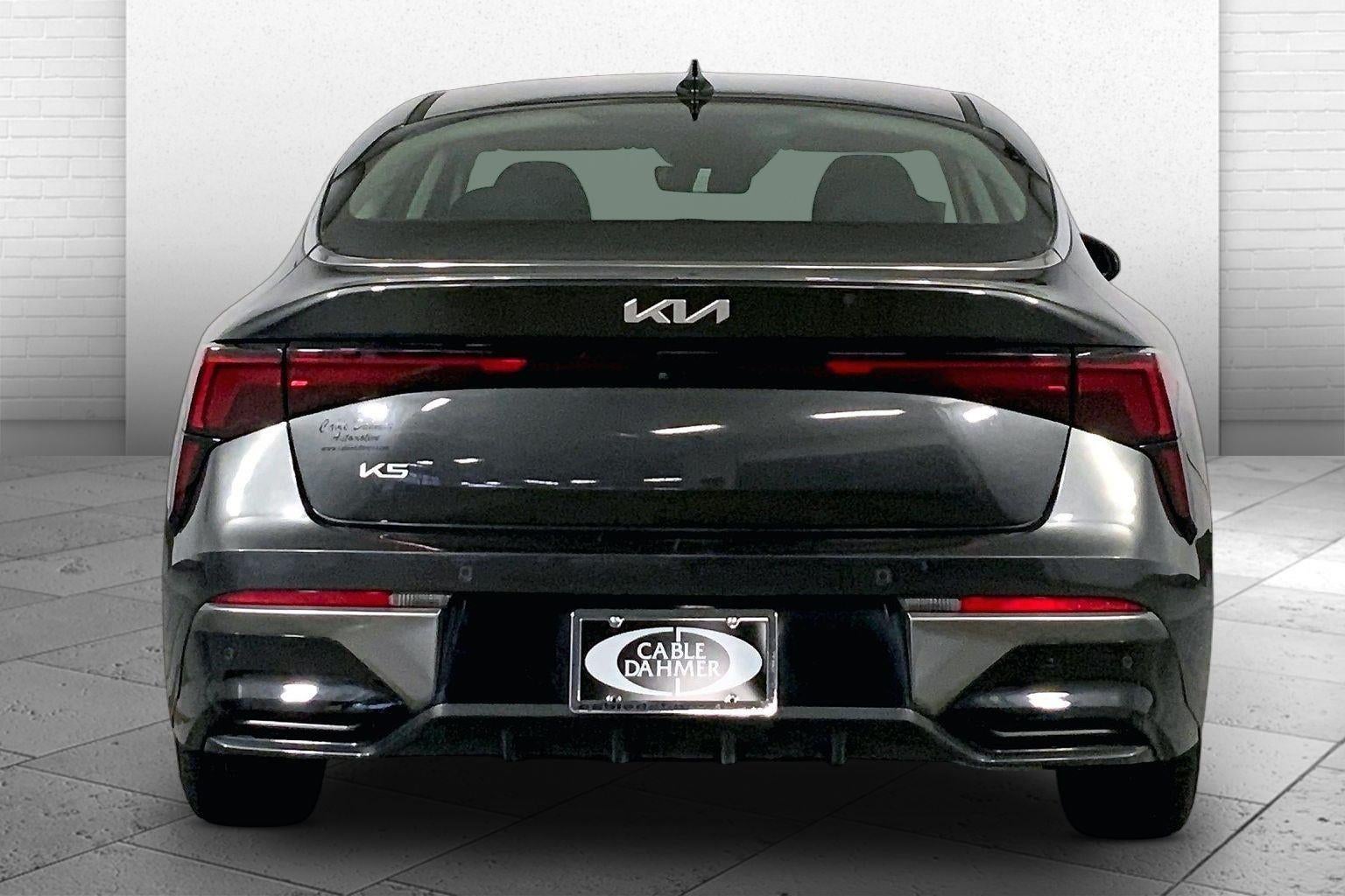 2025 Kia K5 LXS