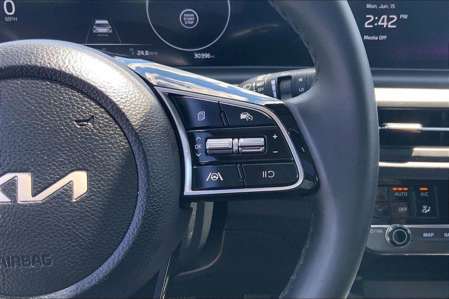 2024 Kia Seltos EX