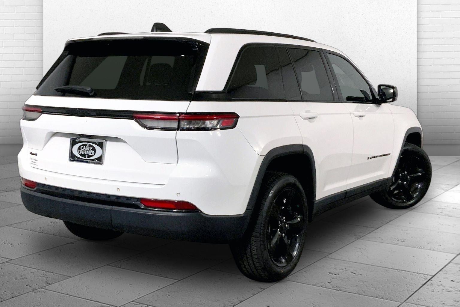 2023 Jeep Grand Cherokee Altitude