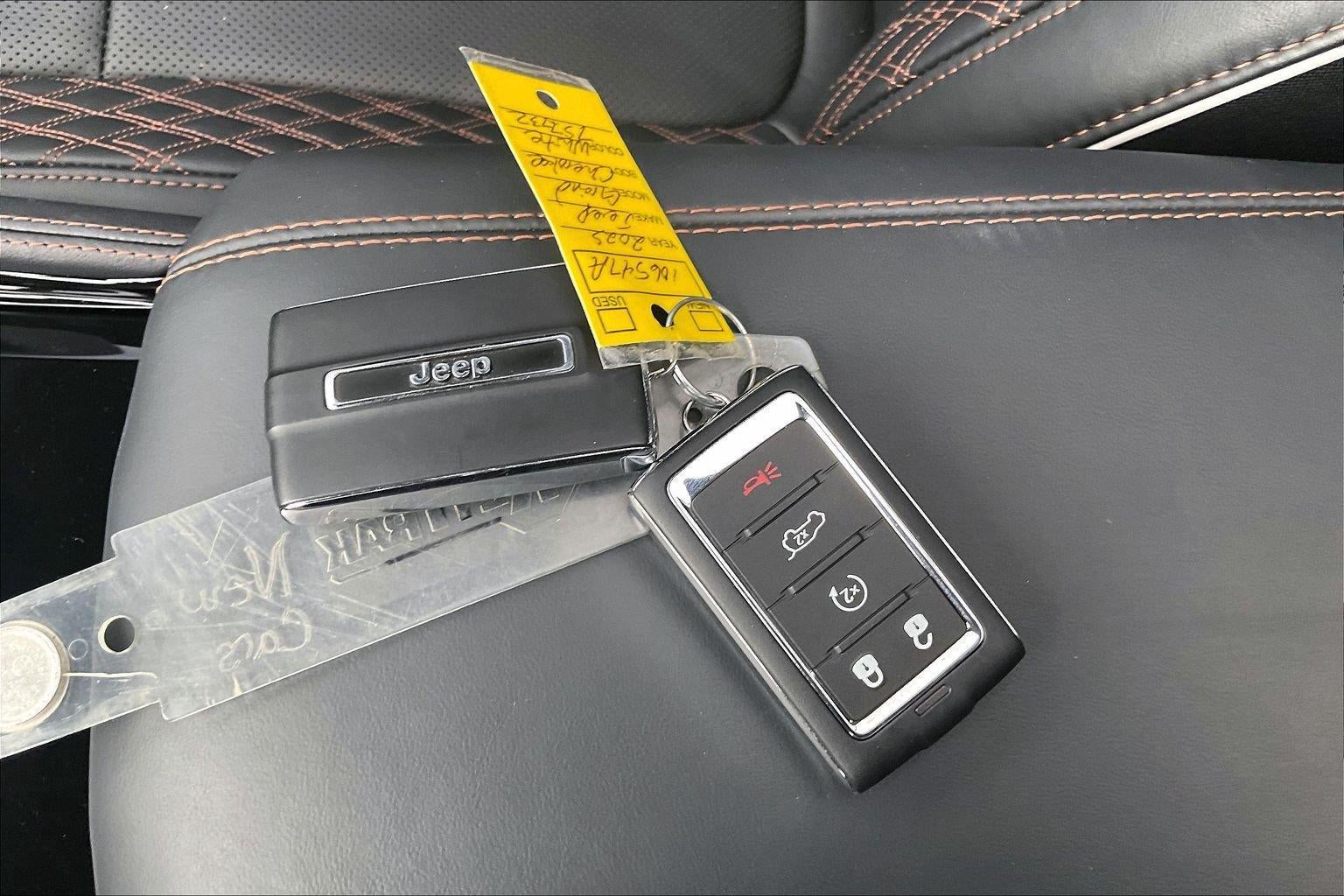 2025 Jeep Grand Cherokee Summit Reserve