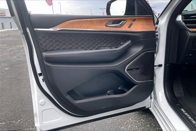 2025 Jeep Grand Cherokee Summit Reserve